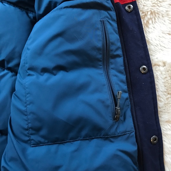 Men’s Patagonia Down Vest - Picture 6 of 7